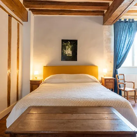 Seigneurie De Bed and breakfast